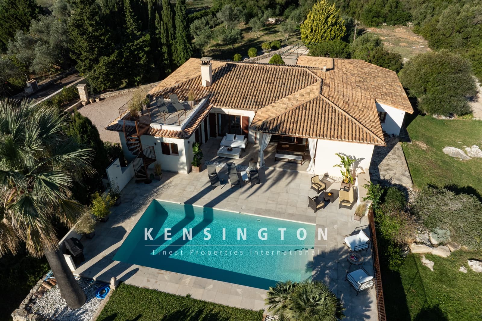 4 sovrum Finca/Hus på landet till salu i Capdepera med pool - 2 980 000 € (Ref: 9164648)