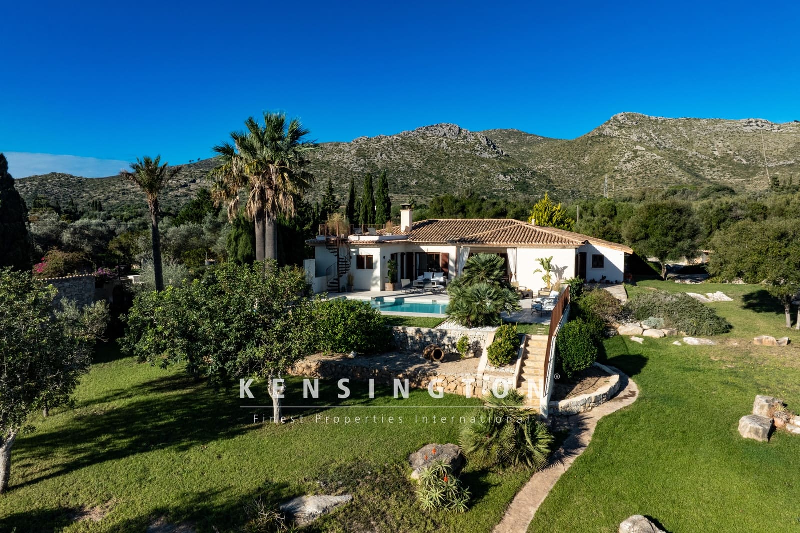 4 sovrum Finca/Hus på landet till salu i Capdepera med pool - 2 980 000 € (Ref: 9164648)