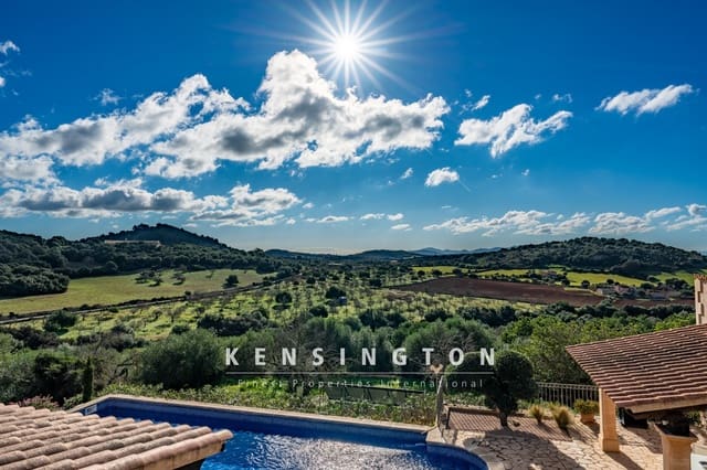 4 soveværelse Villa til salg i Sant Llorenç des Cardassar med swimmingpool - € 1.990.000 (Ref: 9164651)