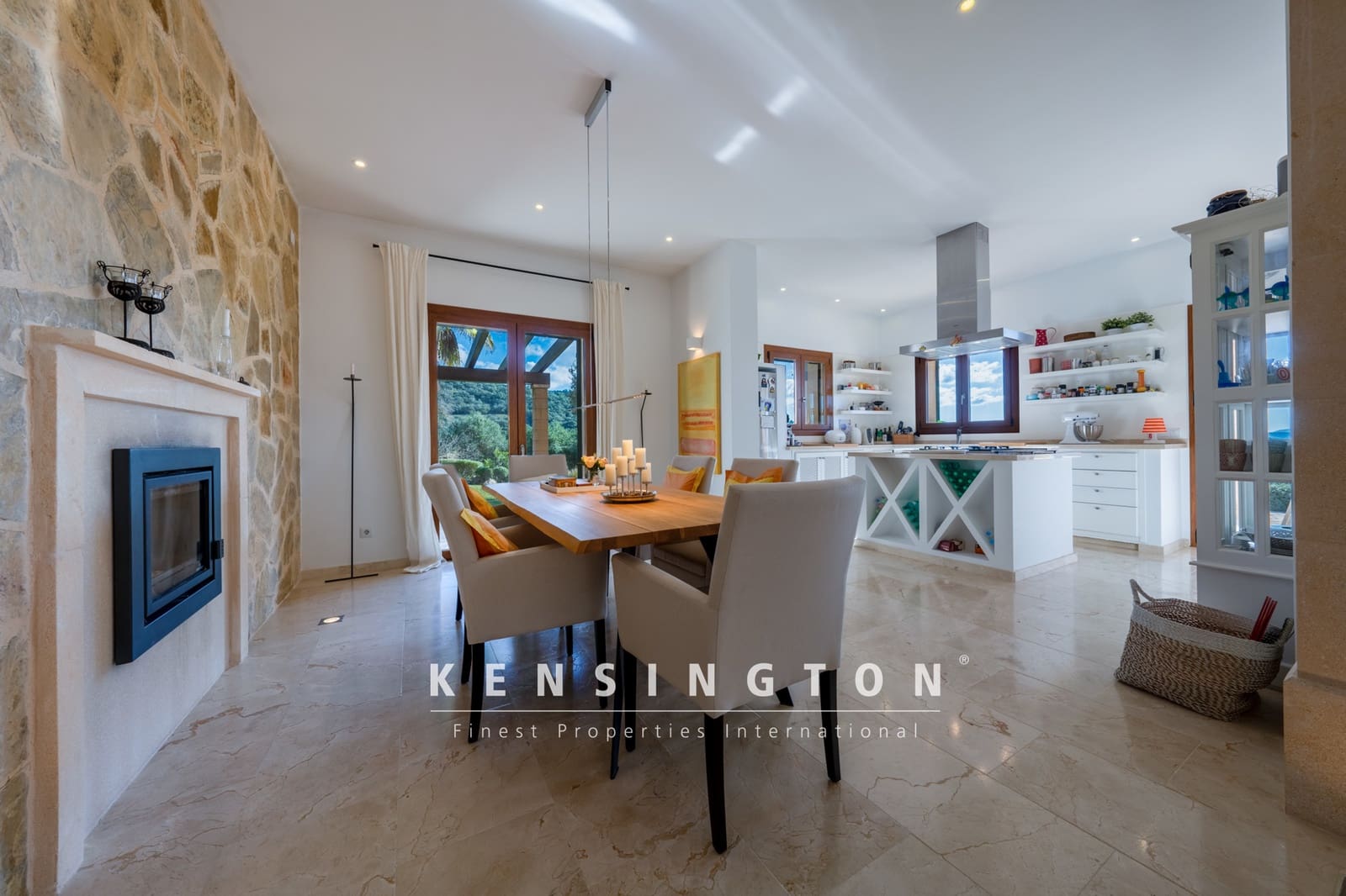 4 soveværelse Villa til salg i Sant Llorenc des Cardassar med swimmingpool - € 1.990.000 (Ref: 9164651)