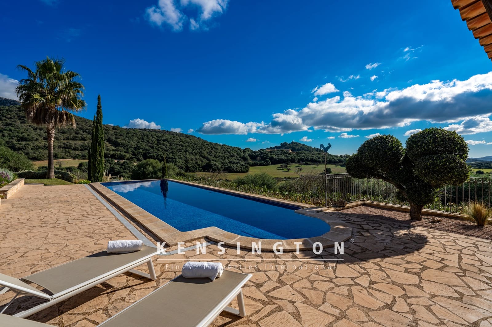 4 soveværelse Villa til salg i Sant Llorenc des Cardassar med swimmingpool - € 1.990.000 (Ref: 9164651)