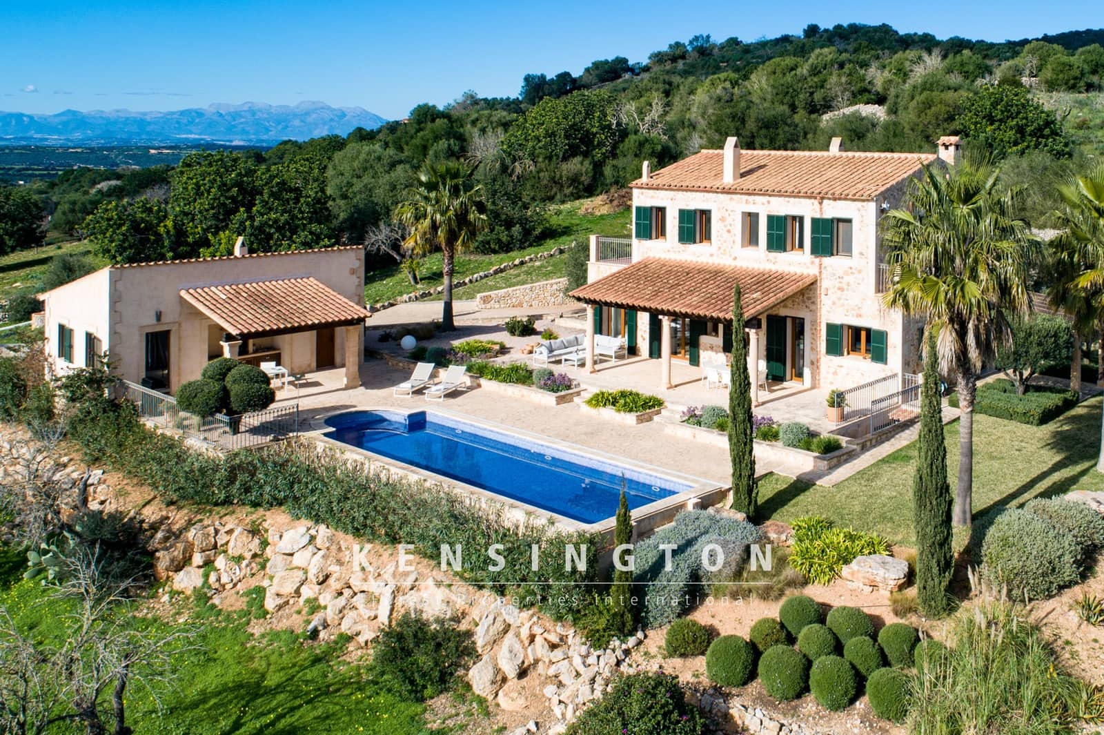 4 soveværelse Villa til salg i Sant Llorenc des Cardassar med swimmingpool - € 1.990.000 (Ref: 9164651)