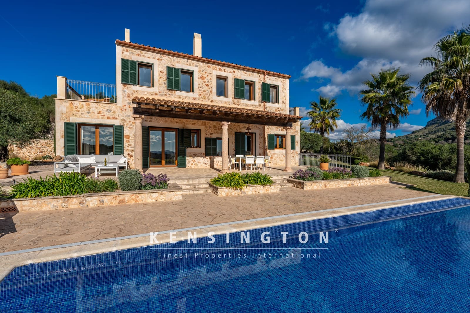 4 soveværelse Villa til salg i Sant Llorenc des Cardassar med swimmingpool - € 1.990.000 (Ref: 9164651)