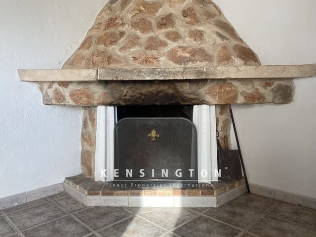 Chalet de 2 habitaciones en Capdepera en venta con piscina - 435.000 € (Ref: 9164657)