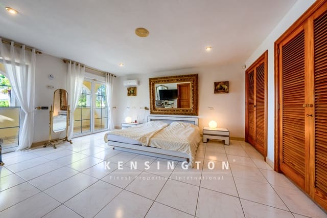 4 soveværelse Villa til salg i Costa de los Pinos, Son Servera med swimmingpool garage - € 3.500.000 (Ref: 9164659)