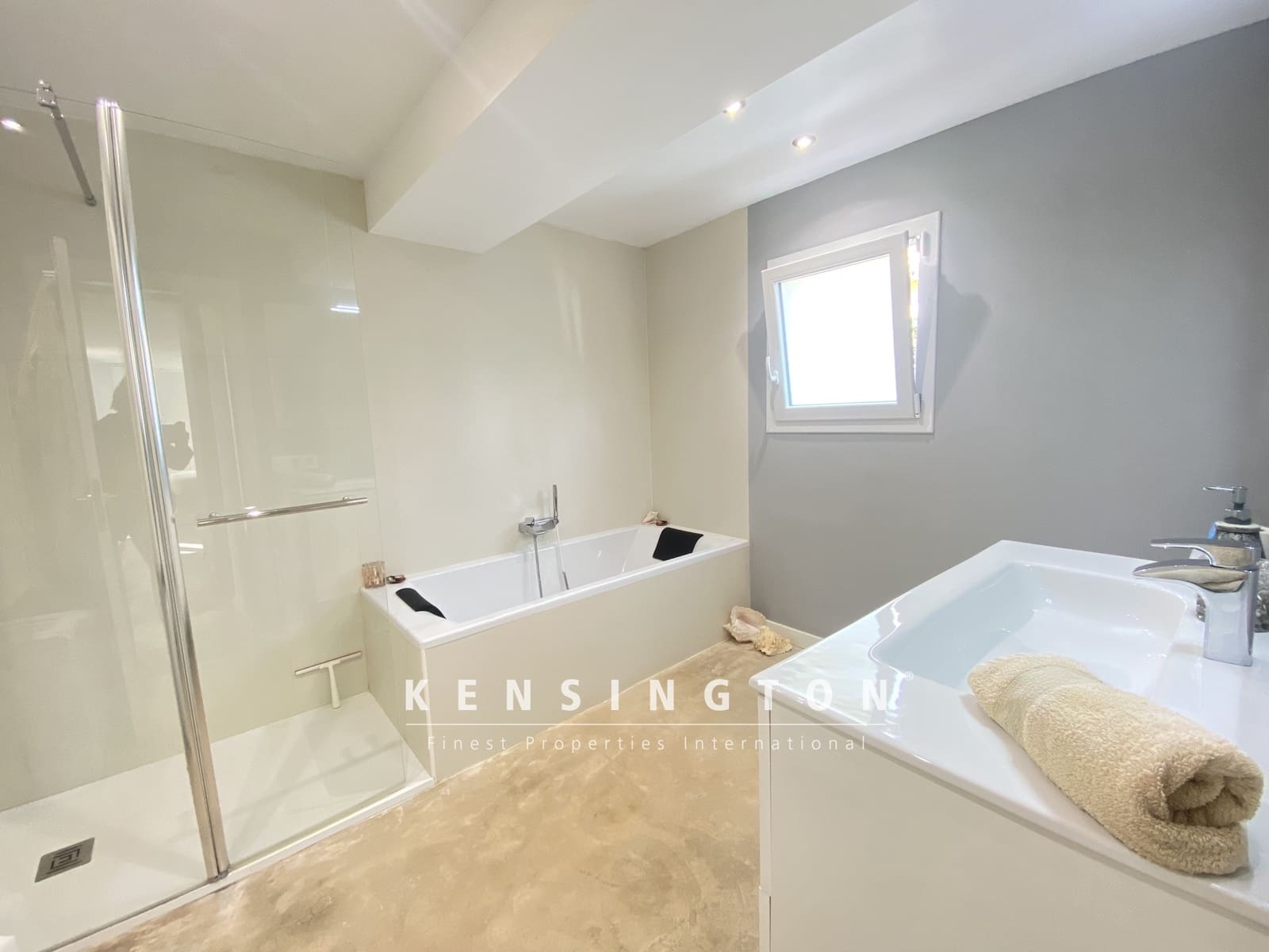 3 soveværelse Villa til salg i Port Verd med swimmingpool - € 1.175.000 (Ref: 9164660)