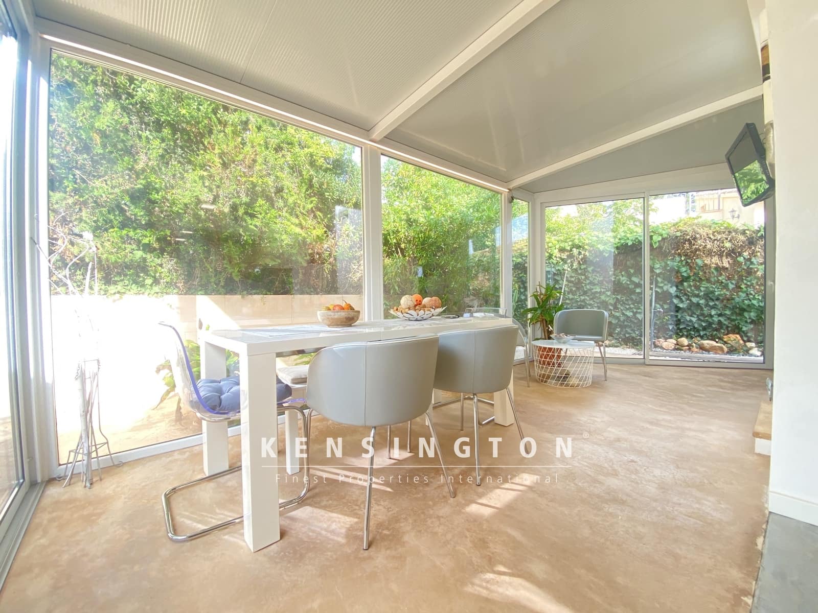 3 soveværelse Villa til salg i Port Verd med swimmingpool - € 1.175.000 (Ref: 9164660)