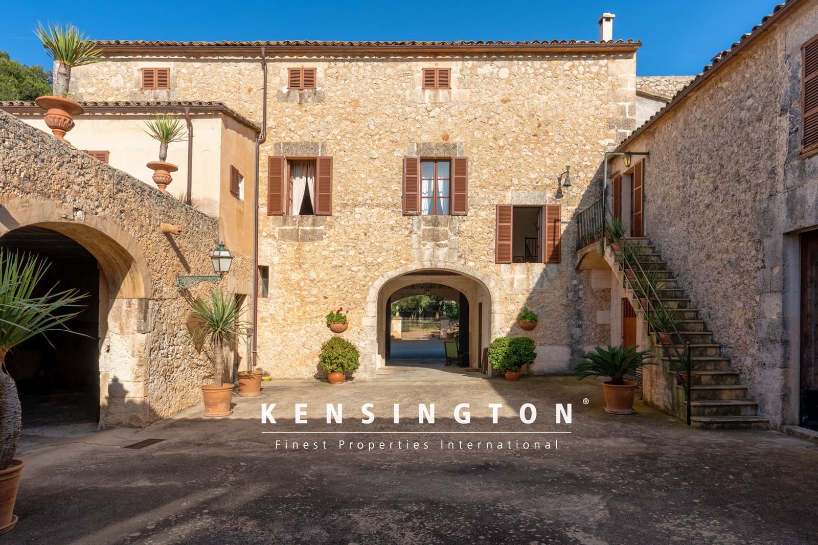 11 slaapkamer Villa te koop in Manacor - € 7.600.000 (Ref: 9164663)