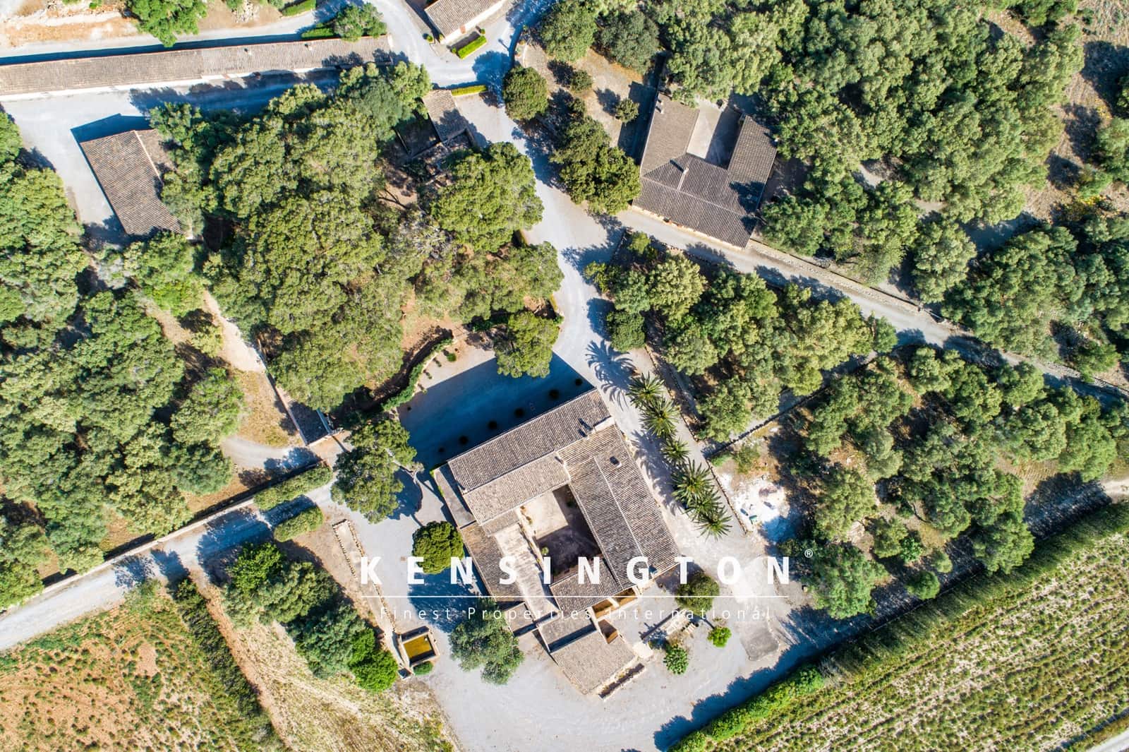 11 slaapkamer Villa te koop in Manacor - € 7.600.000 (Ref: 9164663)