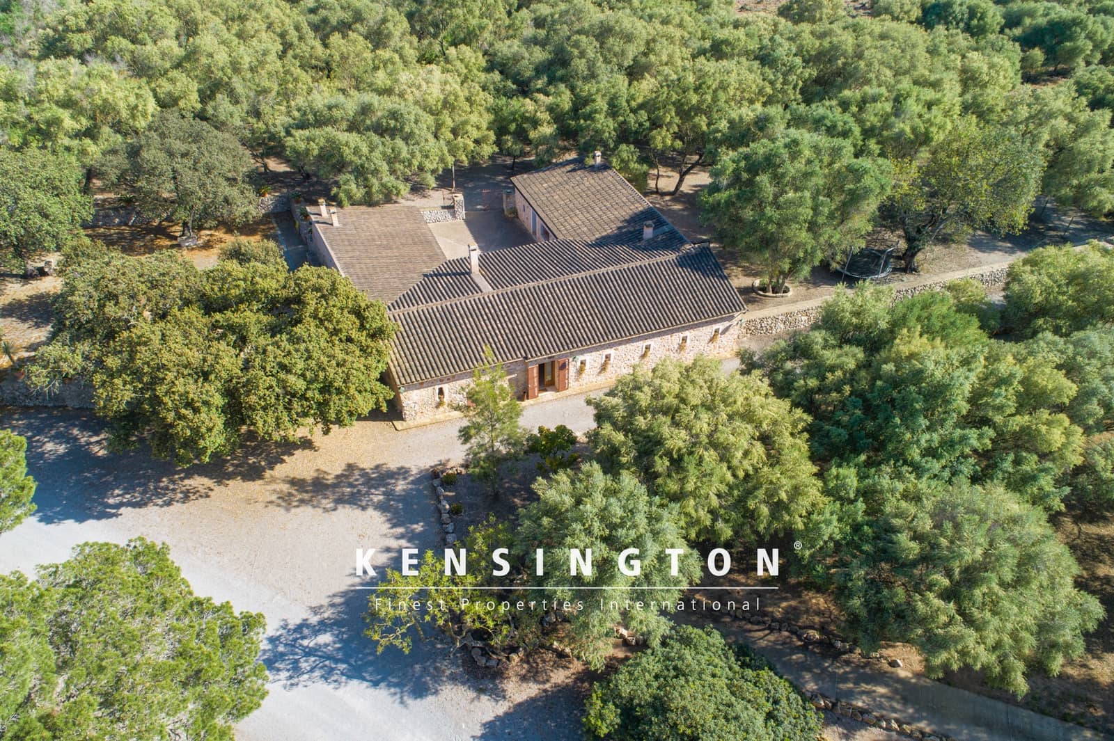 11 slaapkamer Villa te koop in Manacor - € 7.600.000 (Ref: 9164663)