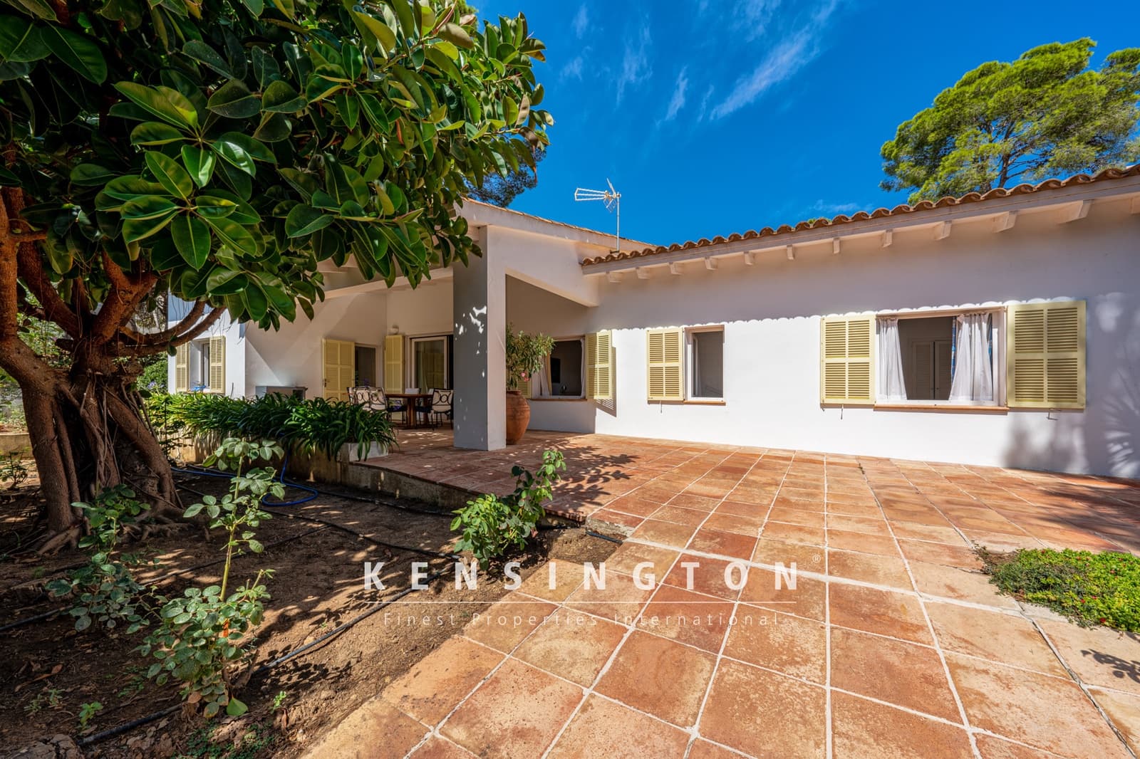 7 soverom Villa til salgs i Cala Ratjada med svømmebasseng - € 1 850 000 (Ref: 9164666)