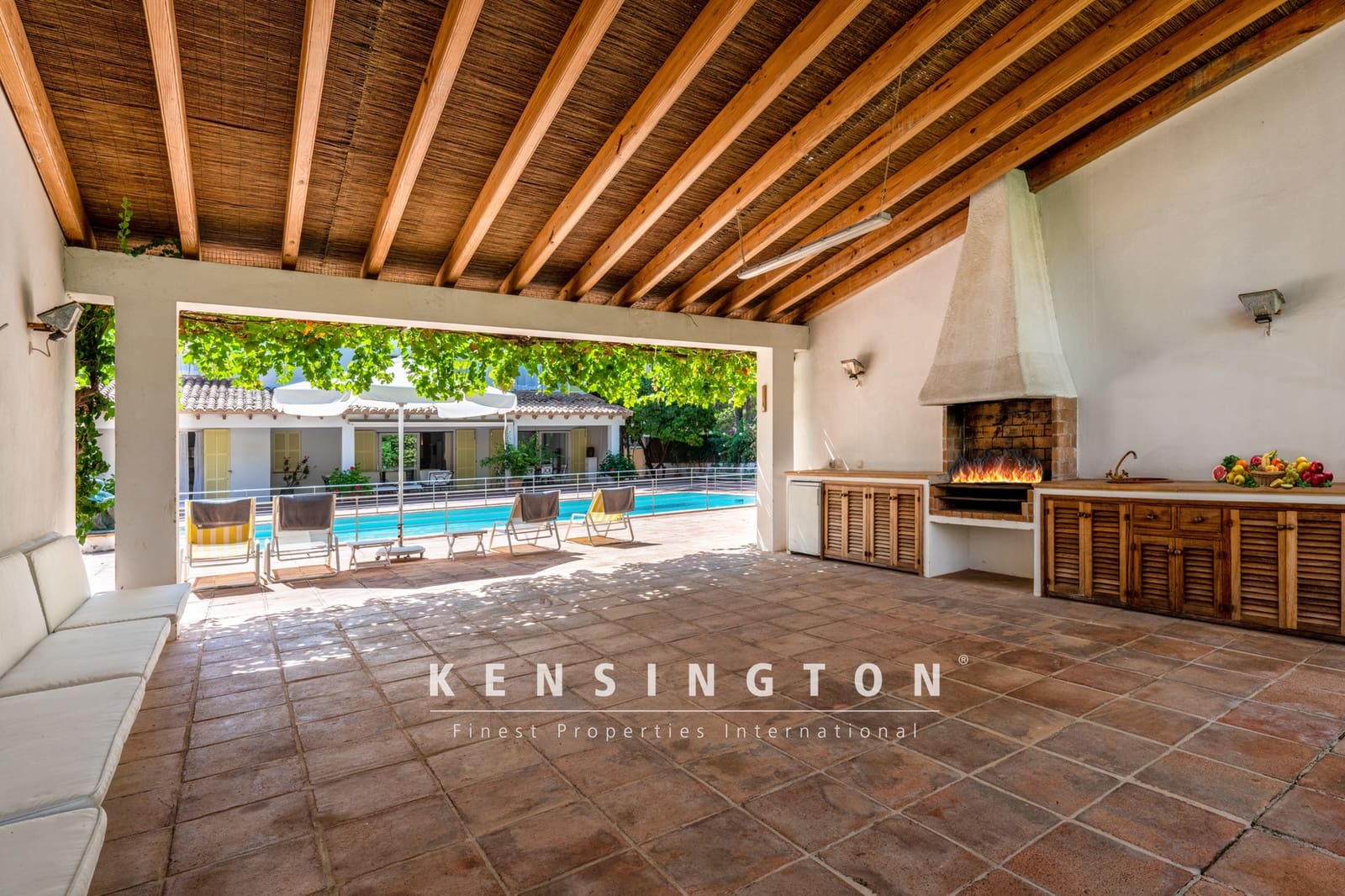 7 soverom Villa til salgs i Cala Ratjada med svømmebasseng - € 1 850 000 (Ref: 9164666)