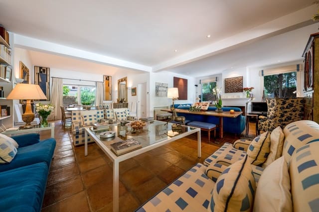 7 soveværelse Villa til salg i Cala Ratjada, Capdepera med swimmingpool - € 1.850.000 (Ref: 9164666)