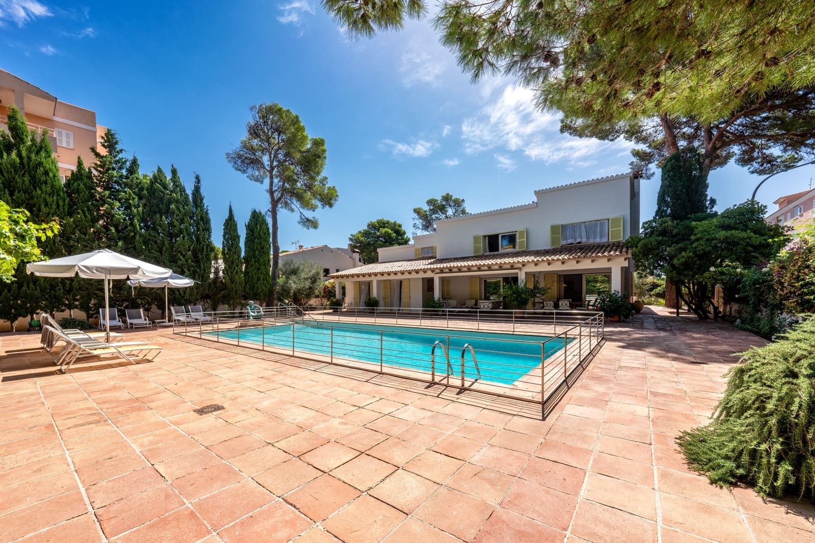 7 bedroom Villa for sale in Cala Ratjada with pool - € 1,850,000 (Ref: 9164666)