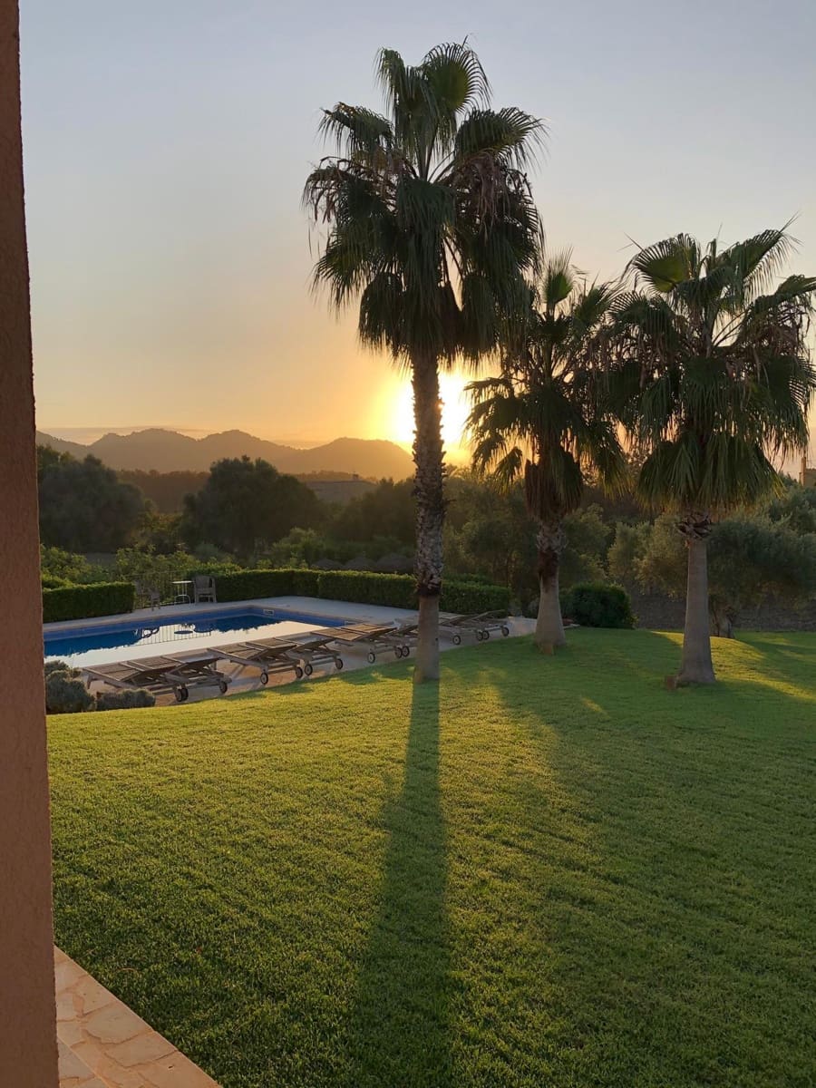 4 soverom Villa til salgs i Costa de los Pinos med svømmebasseng - € 2 800 000 (Ref: 9164678)