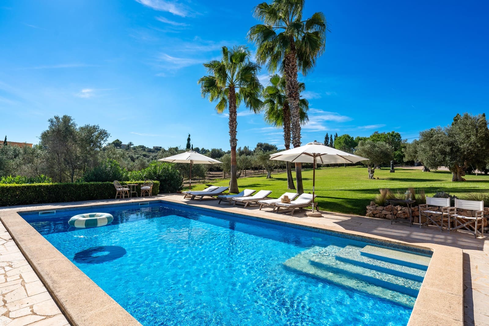 4 soverom Villa til salgs i Costa de los Pinos med svømmebasseng - € 2 800 000 (Ref: 9164678)