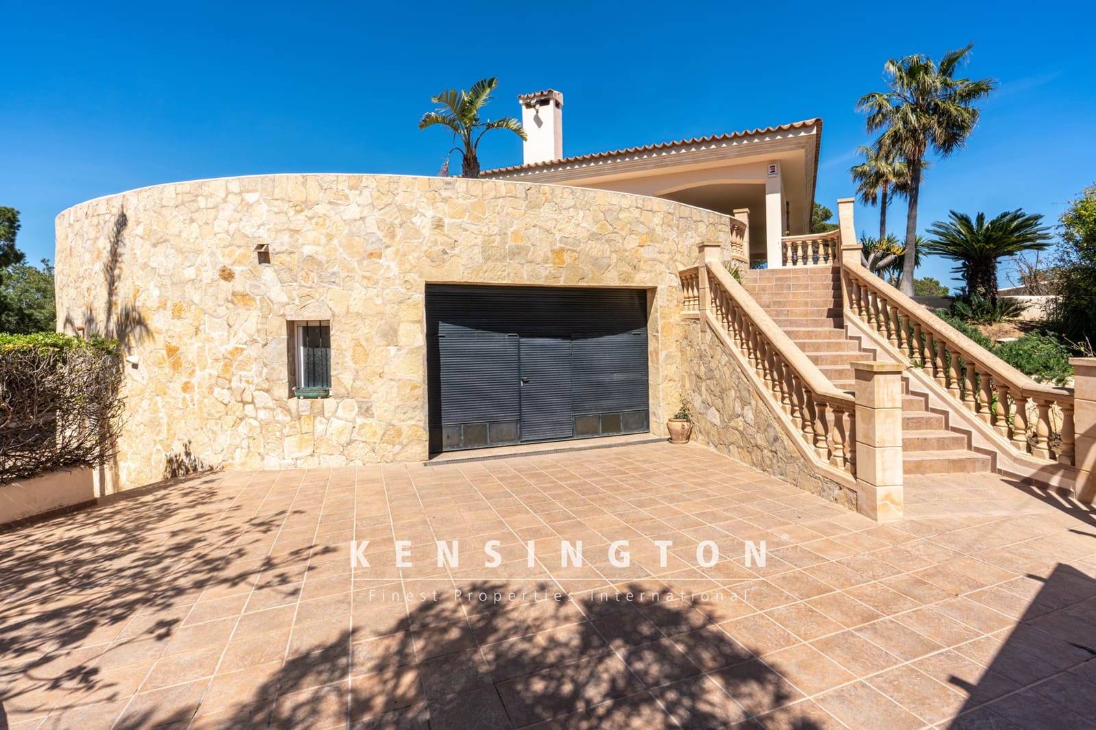 6 soveværelse Villa til salg i Canyamel med swimmingpool garage - € 2.390.000 (Ref: 9164682)