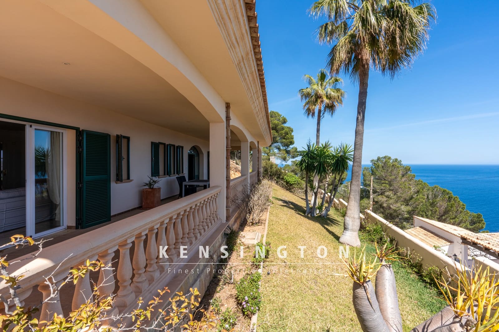 6 soveværelse Villa til salg i Canyamel med swimmingpool garage - € 2.390.000 (Ref: 9164682)