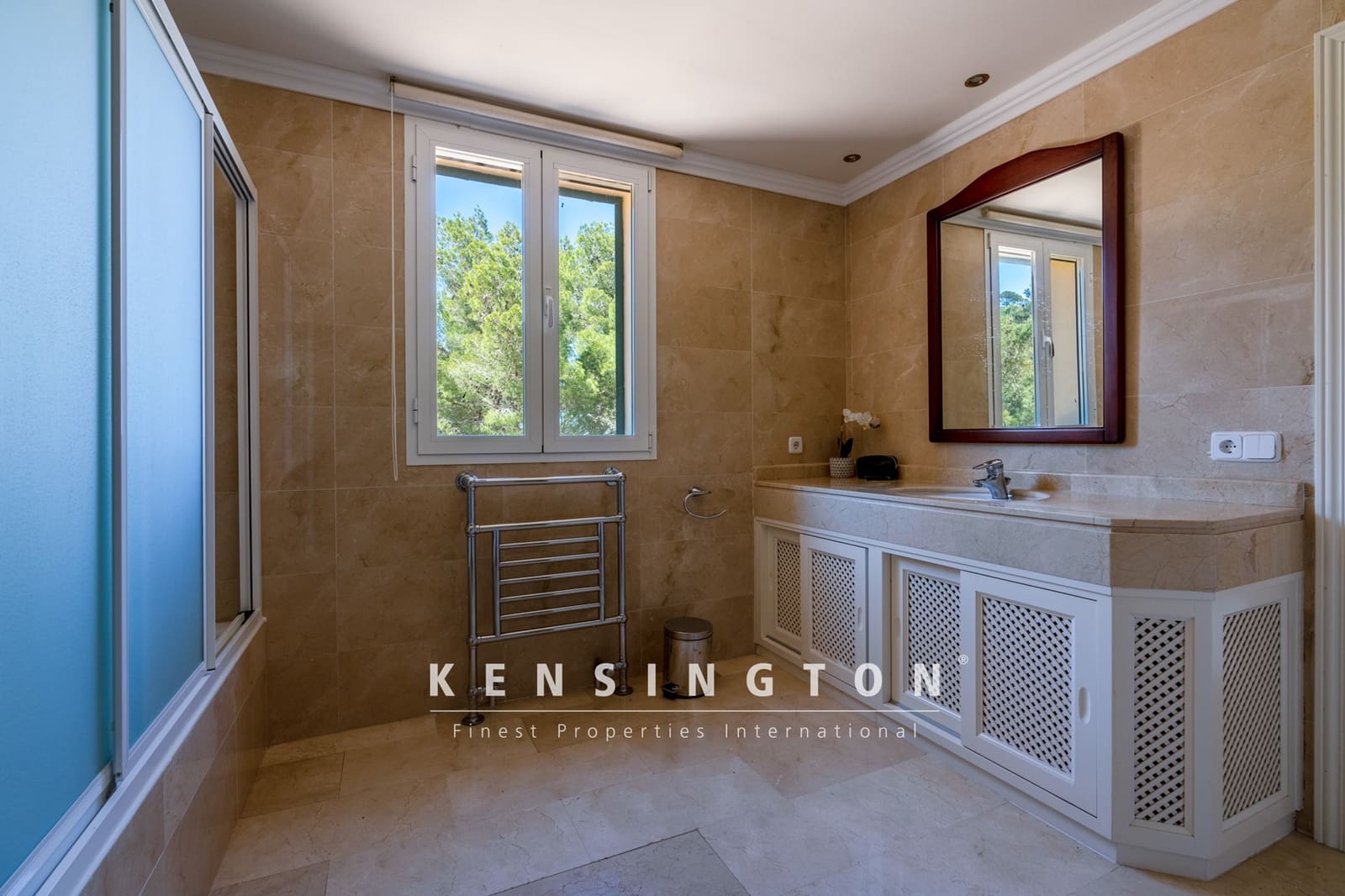 6 soveværelse Villa til salg i Canyamel med swimmingpool garage - € 2.390.000 (Ref: 9164682)