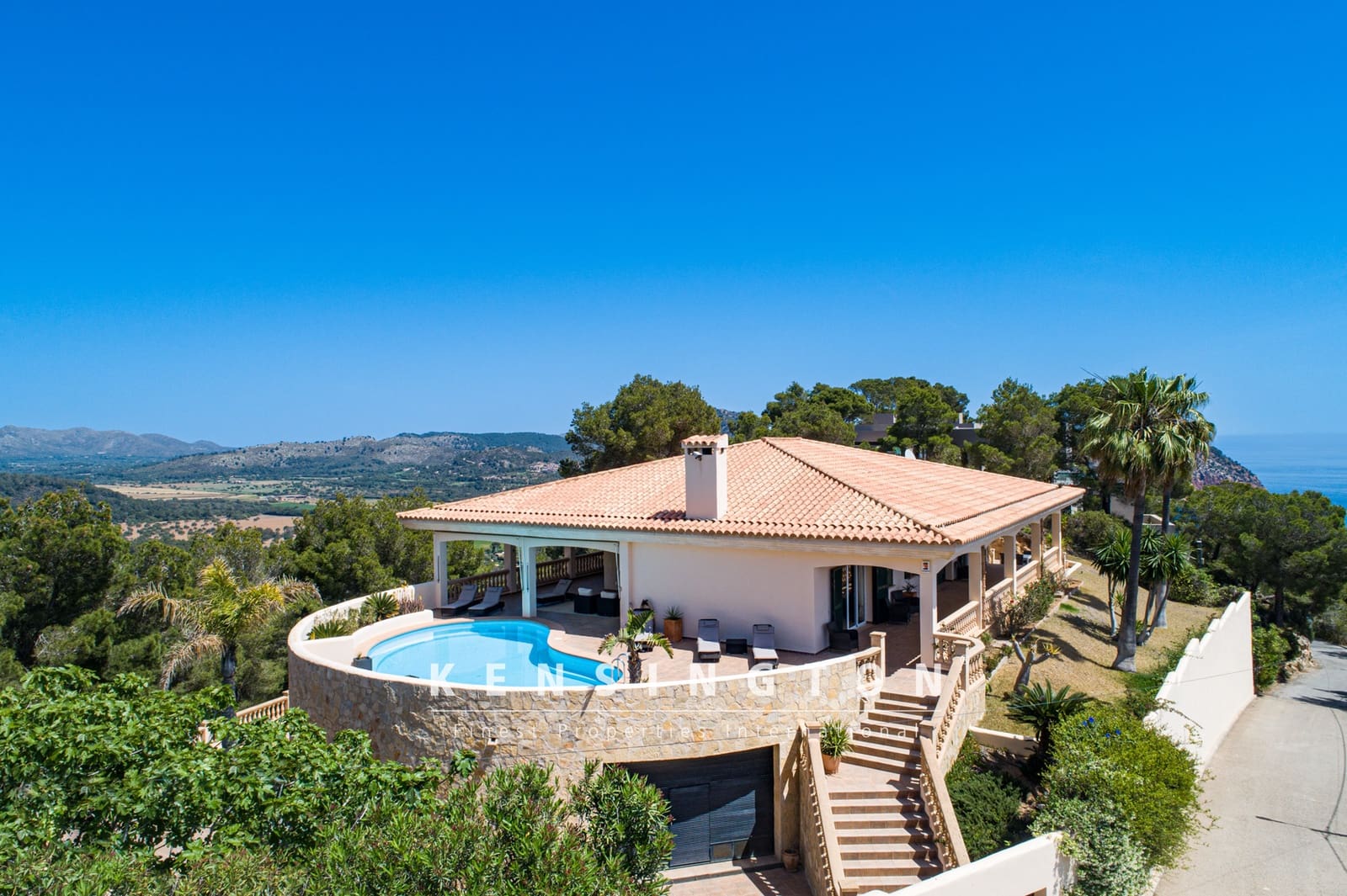 6 soveværelse Villa til salg i Canyamel med swimmingpool garage - € 2.390.000 (Ref: 9164682)