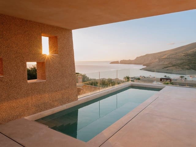 6 sypialnia Willa na sprzedaż w Cala Mesquida, Capdepera z basenem - 2 750 000 € (Ref: 9164683)