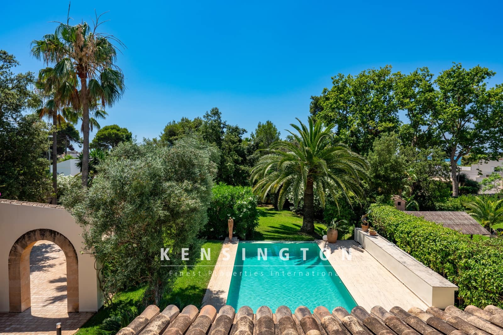 3 soveværelse Villa til salg i Costa de los Pinos med swimmingpool garage - € 3.300.000 (Ref: 9164689)