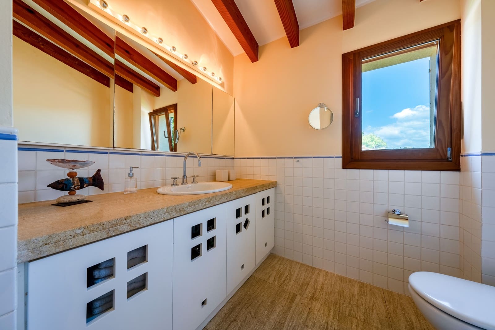 3 soverom Villa til salgs i Costa de los Pinos med svømmebasseng garasje - € 3 300 000 (Ref: 9164689)