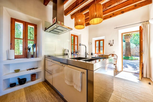 5 sypialnia Finka/Dom wiejski na sprzedaż w Artà z basenem - 6 900 000 € (Ref: 9164690)