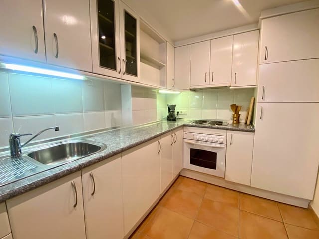 2 soveværelse Lejlighed til salg i Cala Ratjada, Capdepera - € 350.000 (Ref: 9164699)