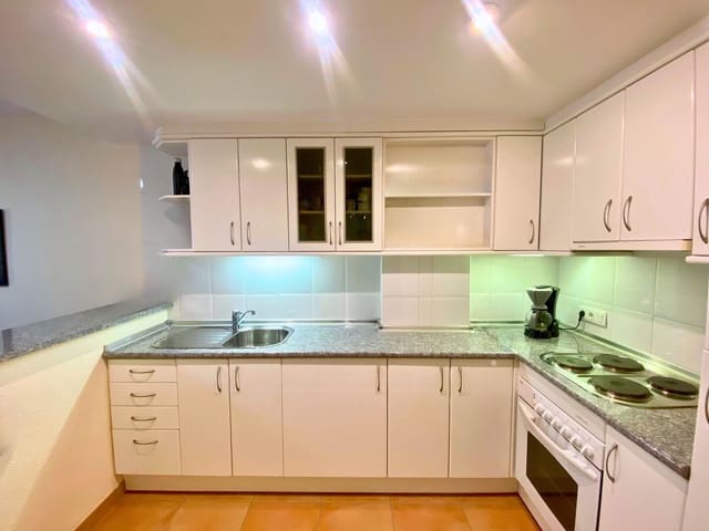 2 soveværelse Lejlighed til salg i Cala Ratjada, Capdepera - € 350.000 (Ref: 9164699)