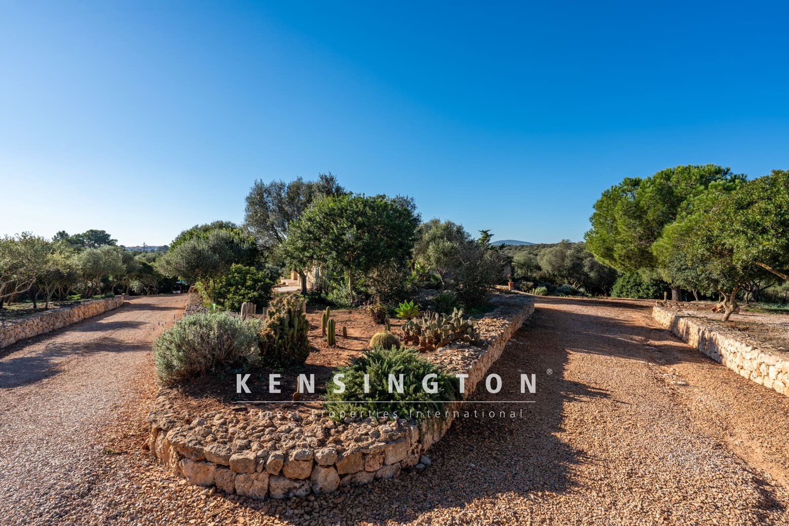 5 soveværelse Finca/Landehus til salg i Portocristo / Port de Manacor med swimmingpool - € 1.650.000 (Ref: 9164700)