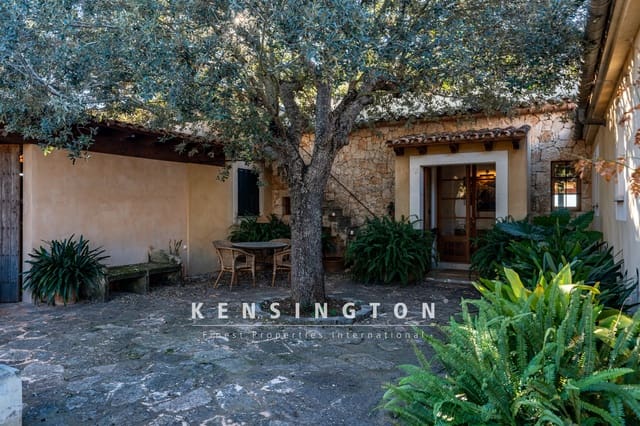 5 bedroom Finca/Country House for sale in Portocristo / Port de Manacor, Manacor with pool - € 1,650,000 (Ref: 9164700)