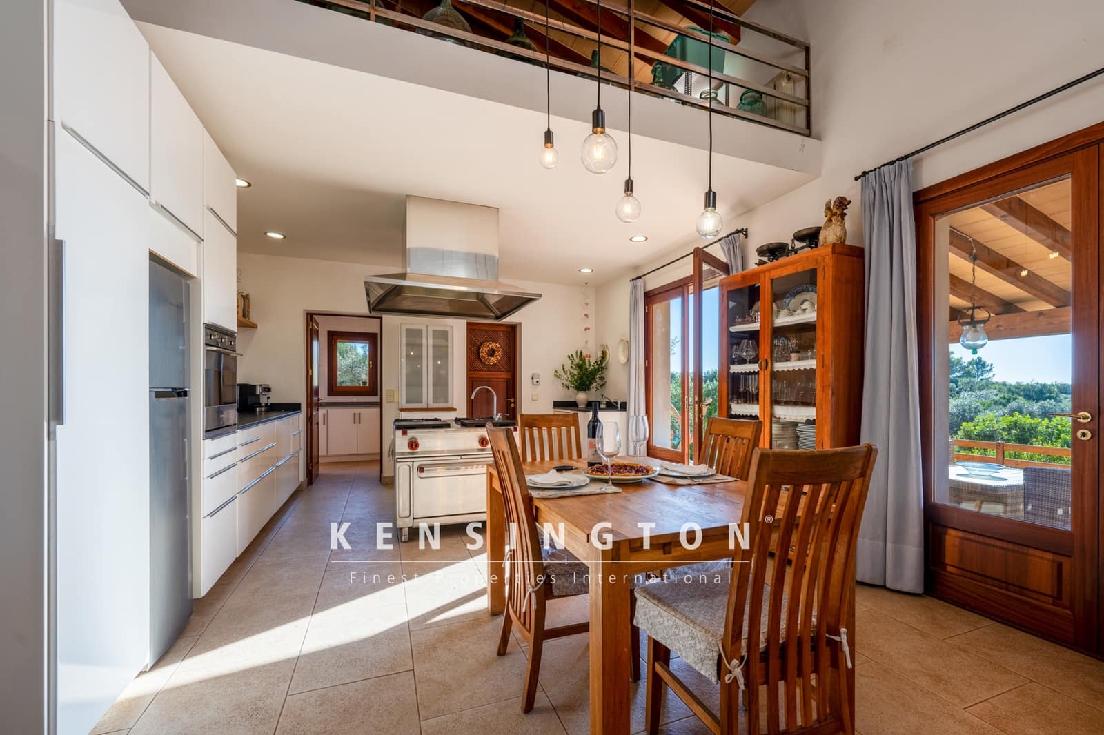 5 soveværelse Finca/Landehus til salg i Portocristo / Port de Manacor med swimmingpool - € 1.650.000 (Ref: 9164700)