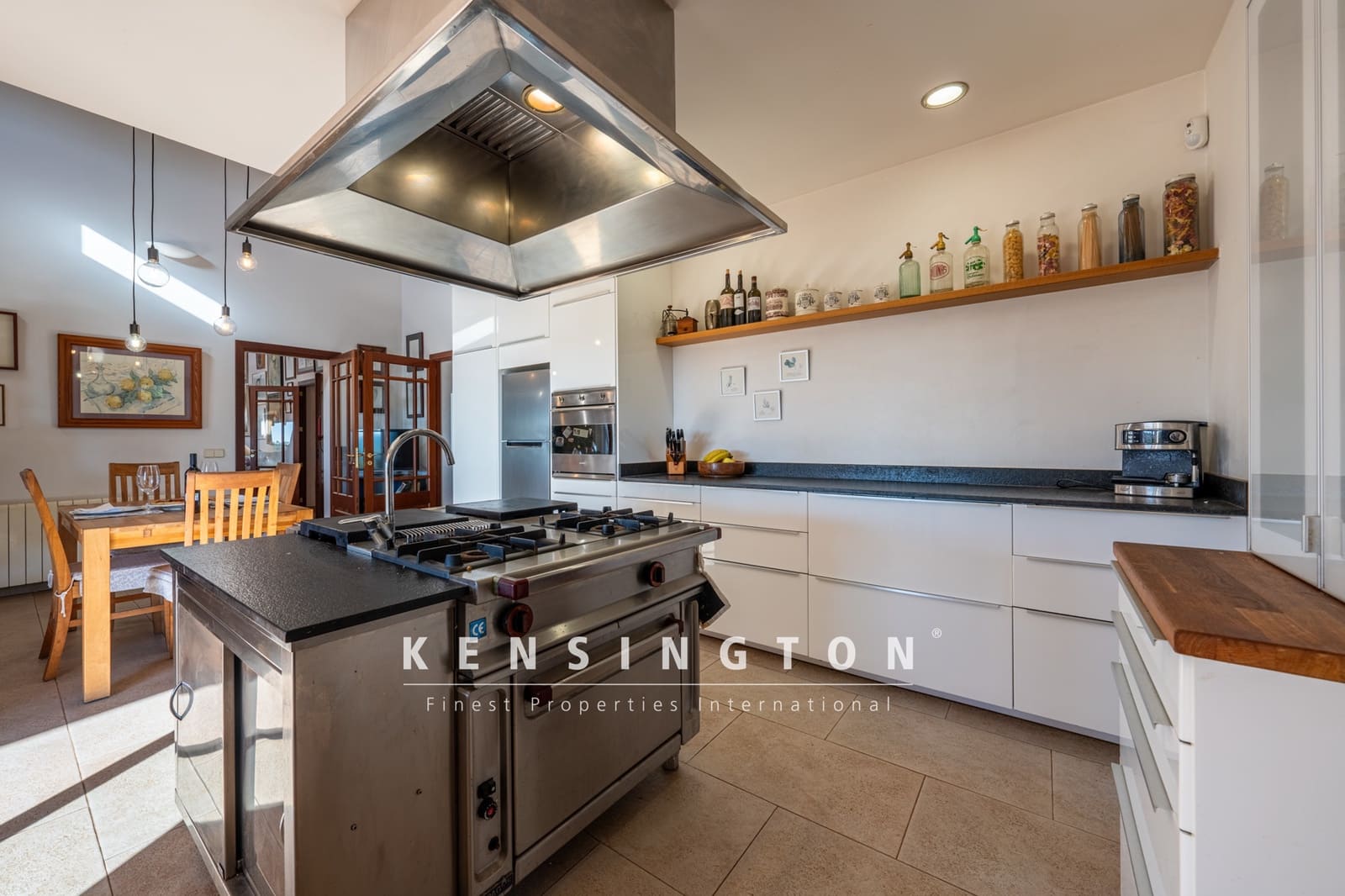 5 soveværelse Finca/Landehus til salg i Portocristo / Port de Manacor med swimmingpool - € 1.650.000 (Ref: 9164700)