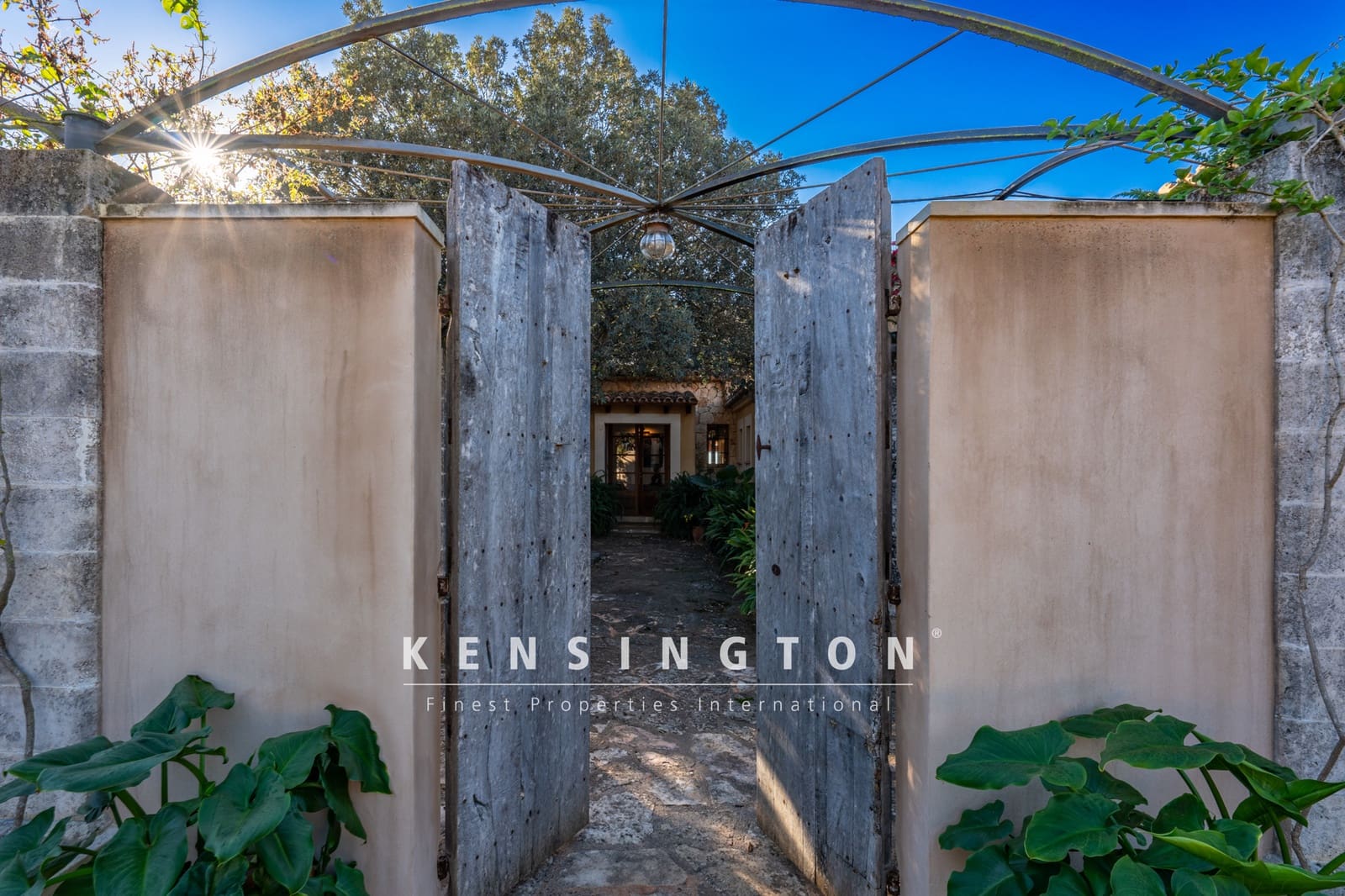 5 soveværelse Finca/Landehus til salg i Portocristo / Port de Manacor med swimmingpool - € 1.650.000 (Ref: 9164700)