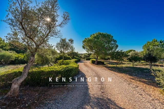 5 bedroom Finca/Country House for sale in Portocristo / Port de Manacor, Manacor with pool - € 1,650,000 (Ref: 9164700)