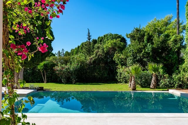 5 soveværelse Villa til salg i Costa de los Pinos, Son Servera med swimmingpool - € 2.980.000 (Ref: 9164701)