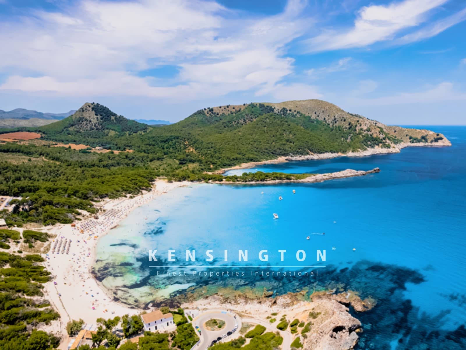 3 soverom Villa til salgs i Cala Ratjada med svømmebasseng - € 910 000 (Ref: 9164704)