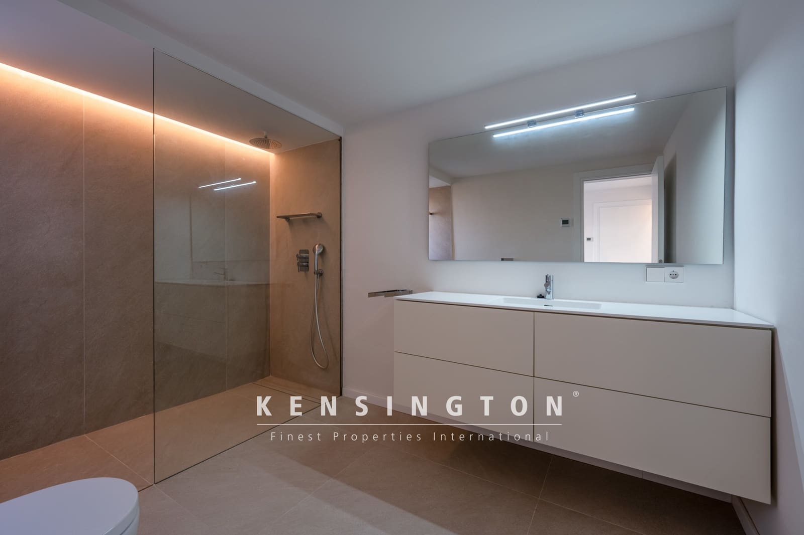 5 soveværelse Villa til salg i Costa de los Pinos - € 5.200.000 (Ref: 9164706)