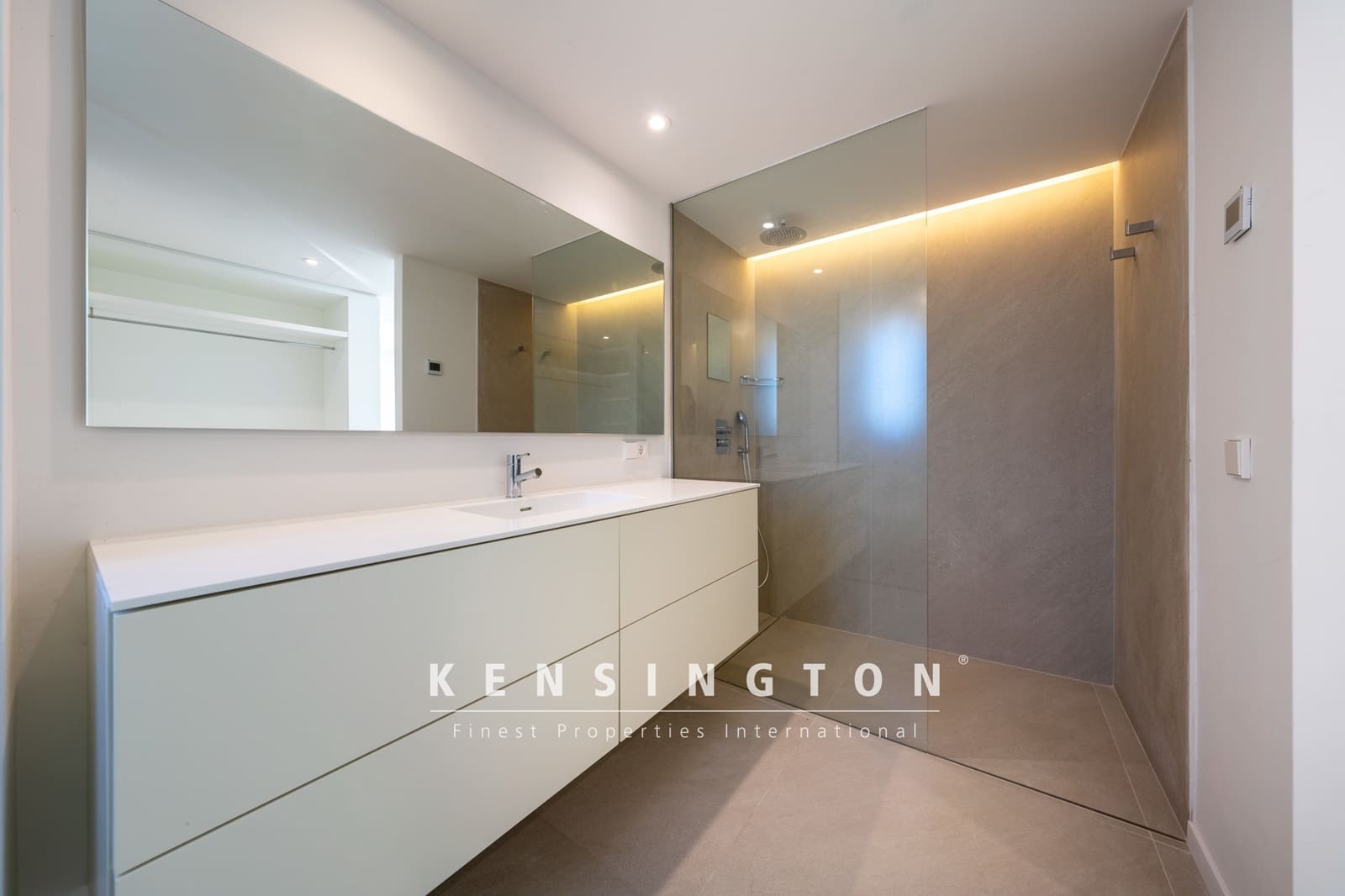 5 soveværelse Villa til salg i Costa de los Pinos - € 5.200.000 (Ref: 9164706)