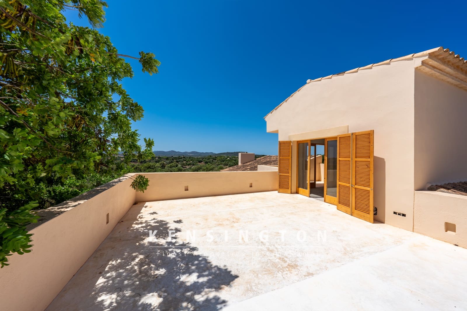 3 bedroom Villa for sale in Sant Llorenc des Cardassar with pool - € 1,150,000 (Ref: 9164709)