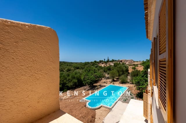 3 slaapkamer Villa te koop in Sant Llorenç des Cardassar met zwembad - € 1.150.000 (Ref: 9164709)