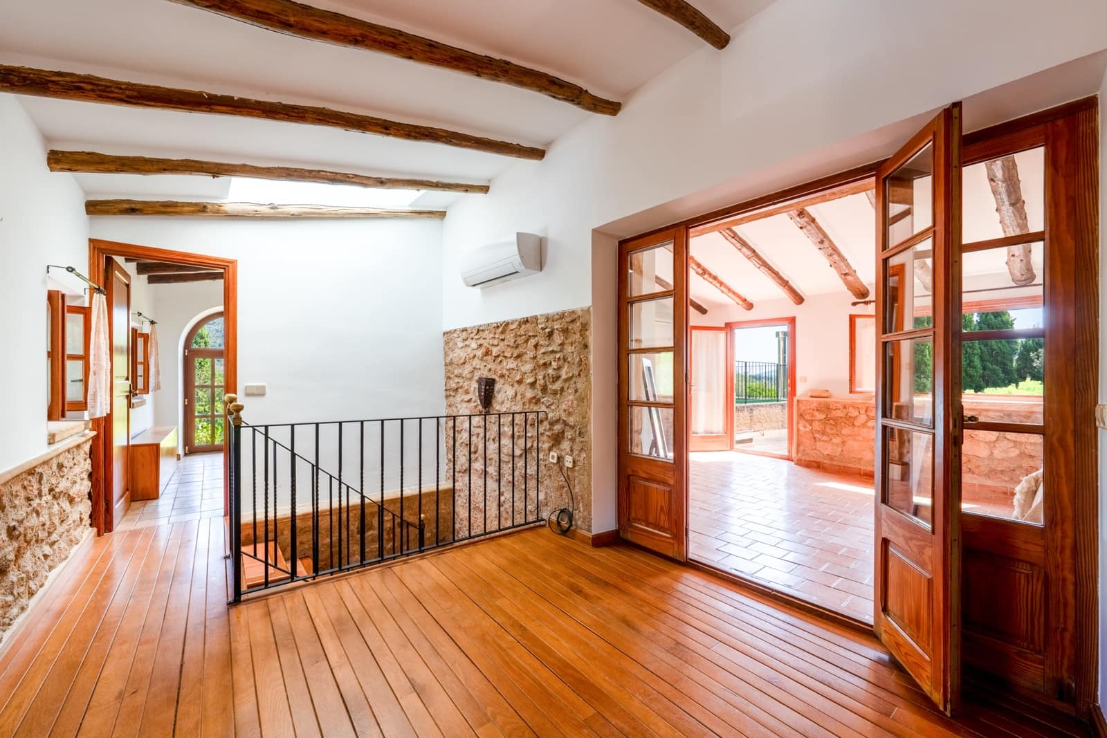 2 bedroom Finca/Country House for sale in Capdepera - € 995,000 (Ref: 9172356)