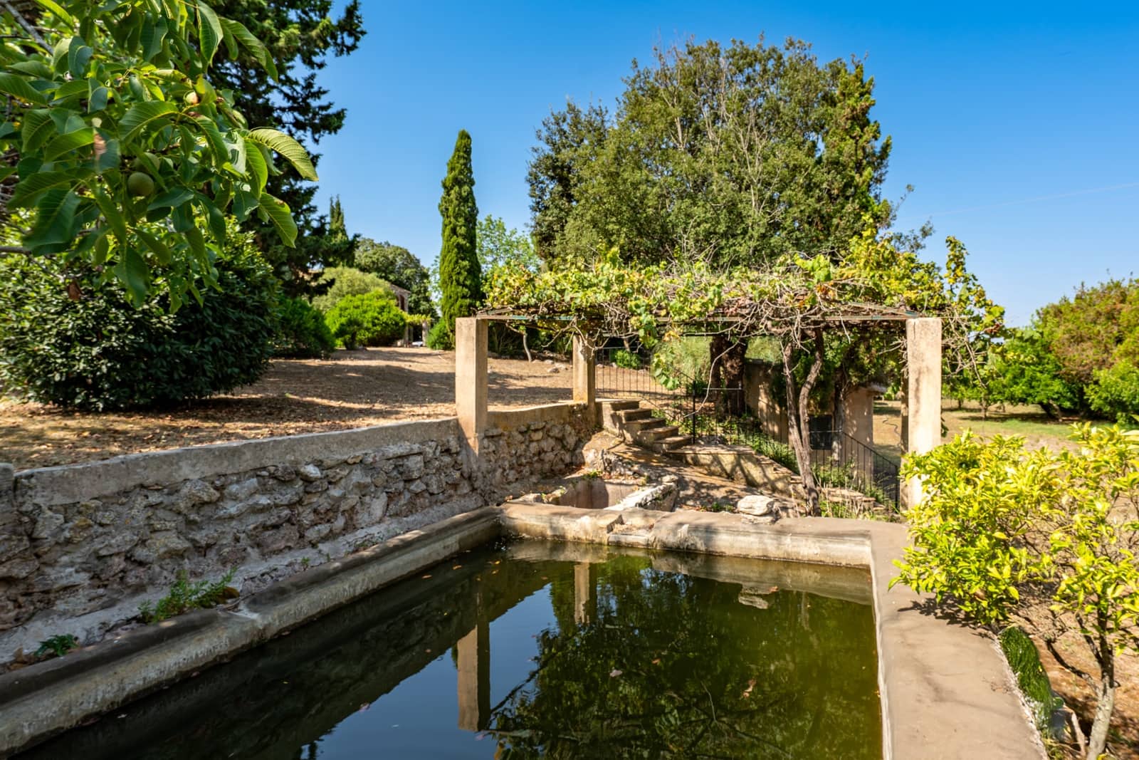 2 bedroom Finca/Country House for sale in Capdepera - € 995,000 (Ref: 9172356)