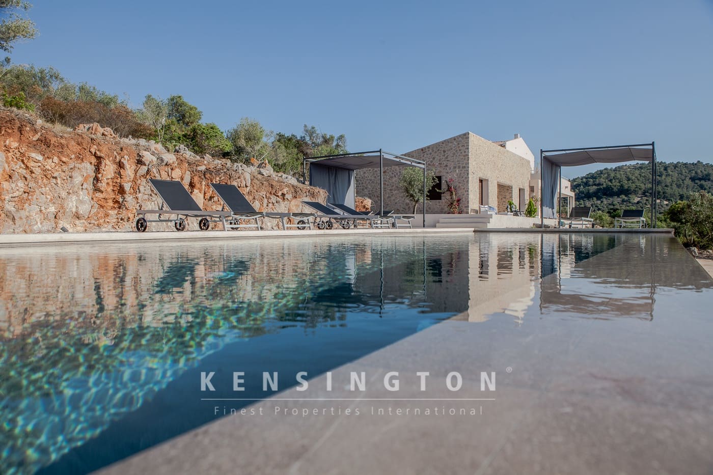 5 soveværelse Finca/Landehus til salg i Arta med swimmingpool - € 3.650.000 (Ref: 9187510)