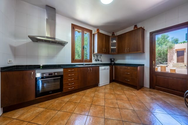 10 sovrum Finca/Hus på landet till salu i Manacor med pool garage - 2 300 000 € (Ref: 9191504)