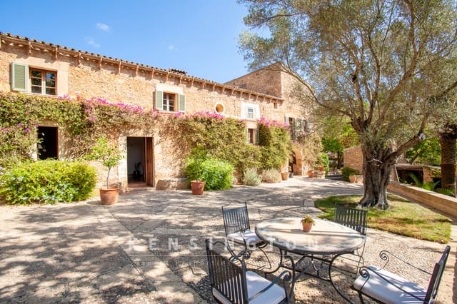 4 soveværelse Finca/Landehus til salg i Artà med swimmingpool - € 4.600.000 (Ref: 9198169)