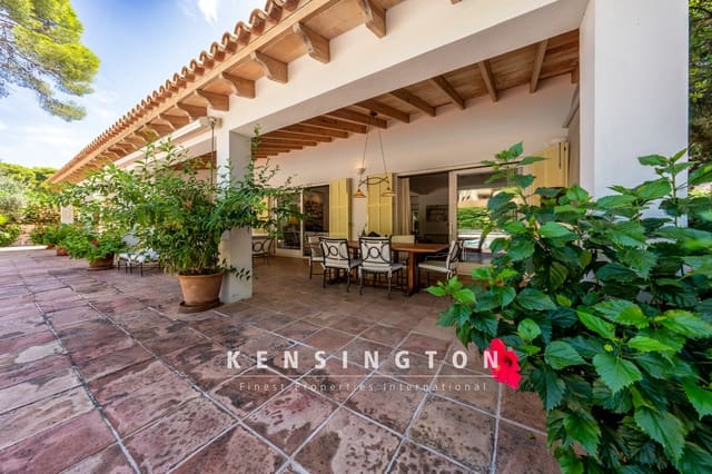 7 bedroom Villa for rent in Cala Ratjada, Capdepera with pool - € 6,800 (Ref: 9205433)