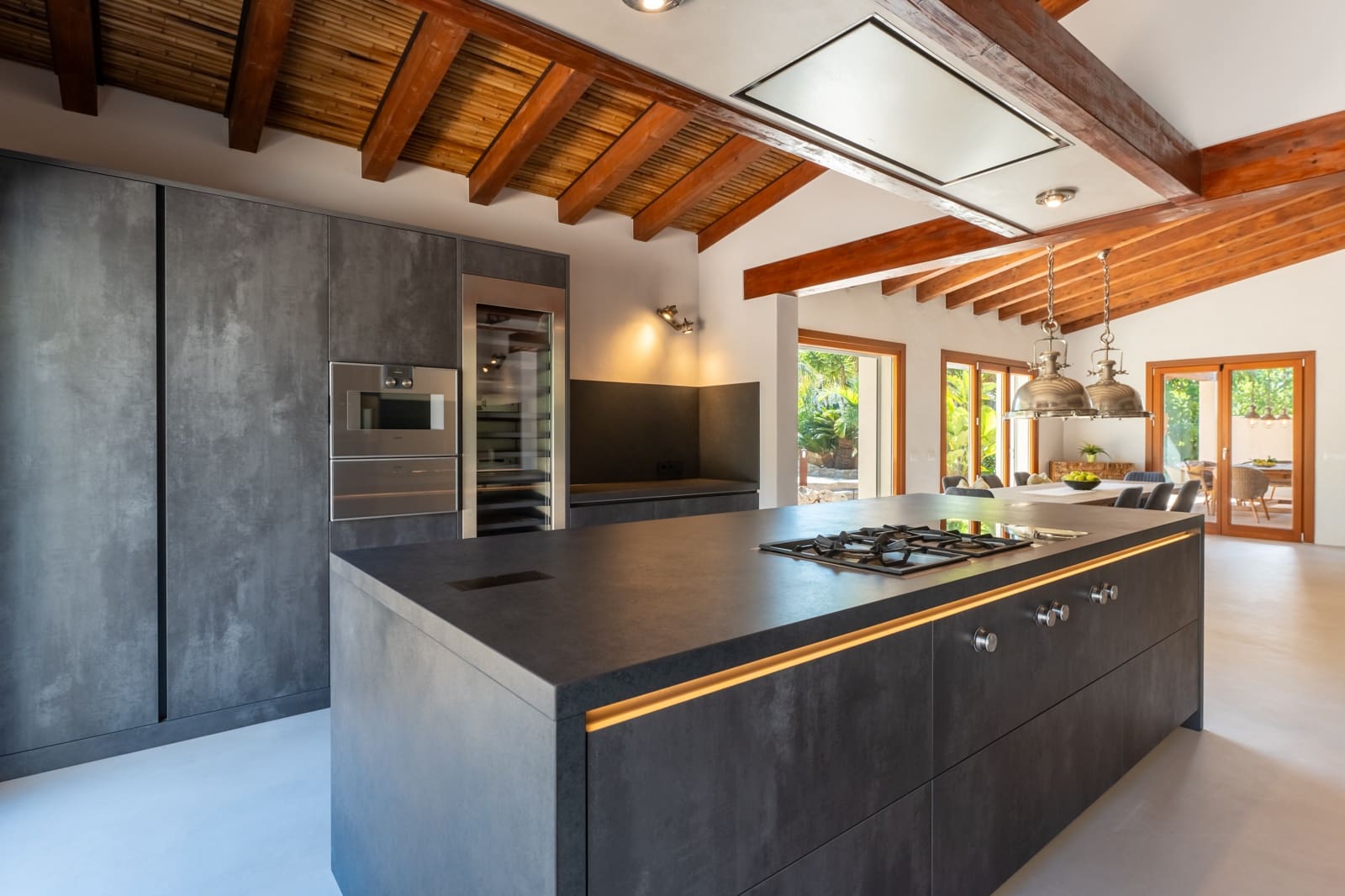 5 soveværelse Finca/Landehus til salg i Arta med swimmingpool - € 2.950.000 (Ref: 9219015)