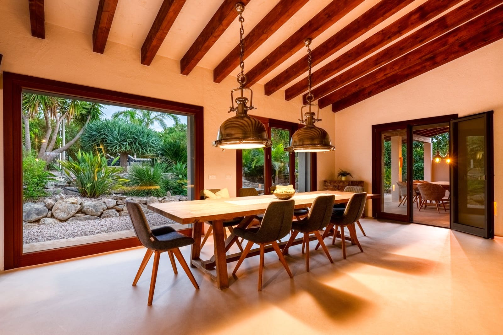 5 soveværelse Finca/Landehus til salg i Arta med swimmingpool - € 2.950.000 (Ref: 9219015)